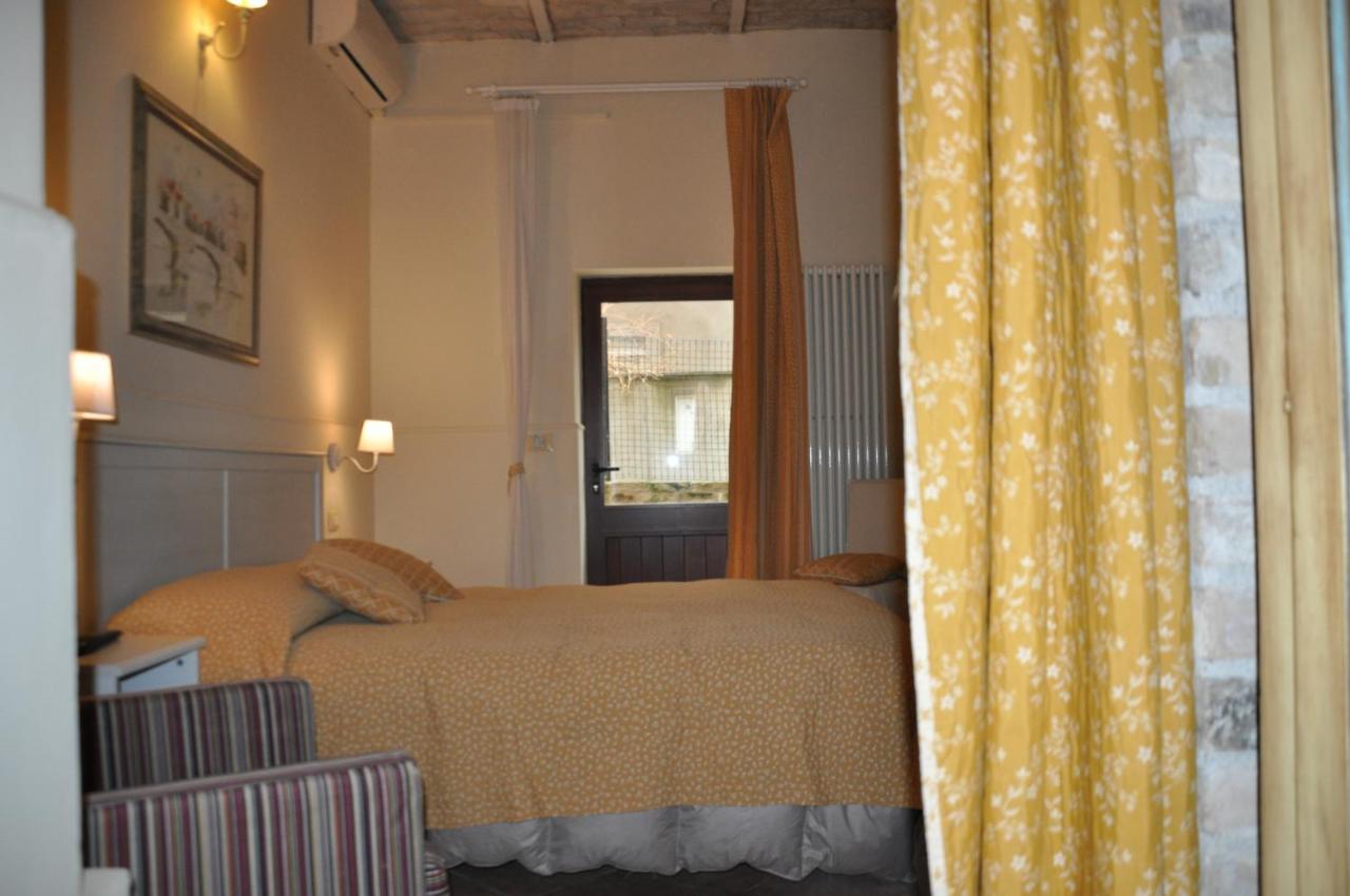 Bed And Breakfast Piazza Mercato Pescara Buitenkant foto